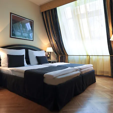 Hotel Elysee 4*