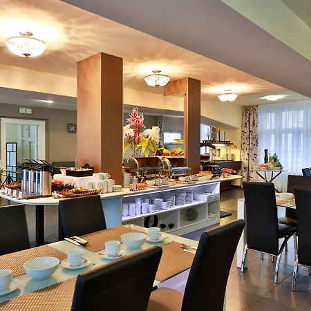 Elysee Hotel