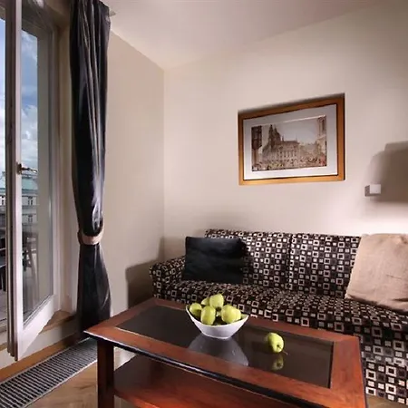 Elysee Hotel 4*
