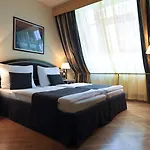 Hotel Elysee 4*
