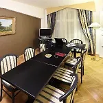 Hotel Elysee 4*