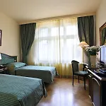 Hotel Elysee 4*