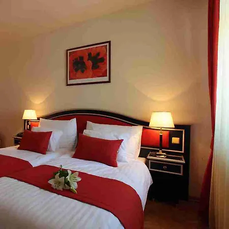 Hotel Elysee 4*