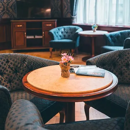 Отель Elysee 4*